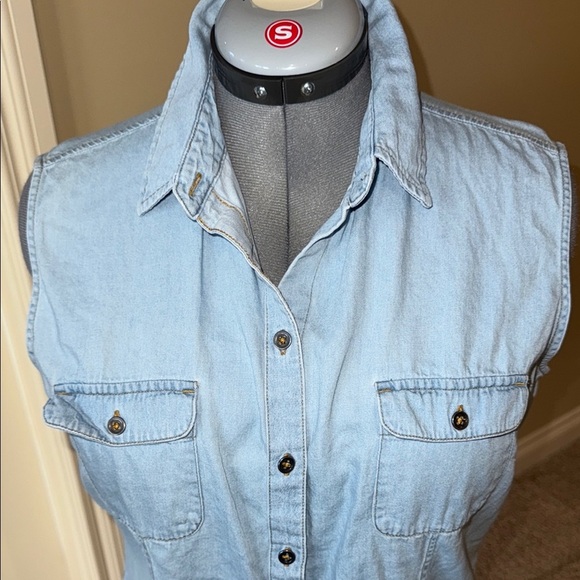 Riders by Lee shirt Blue Denim Sleeveless Button Down top blouse western - Picture 3 of 8